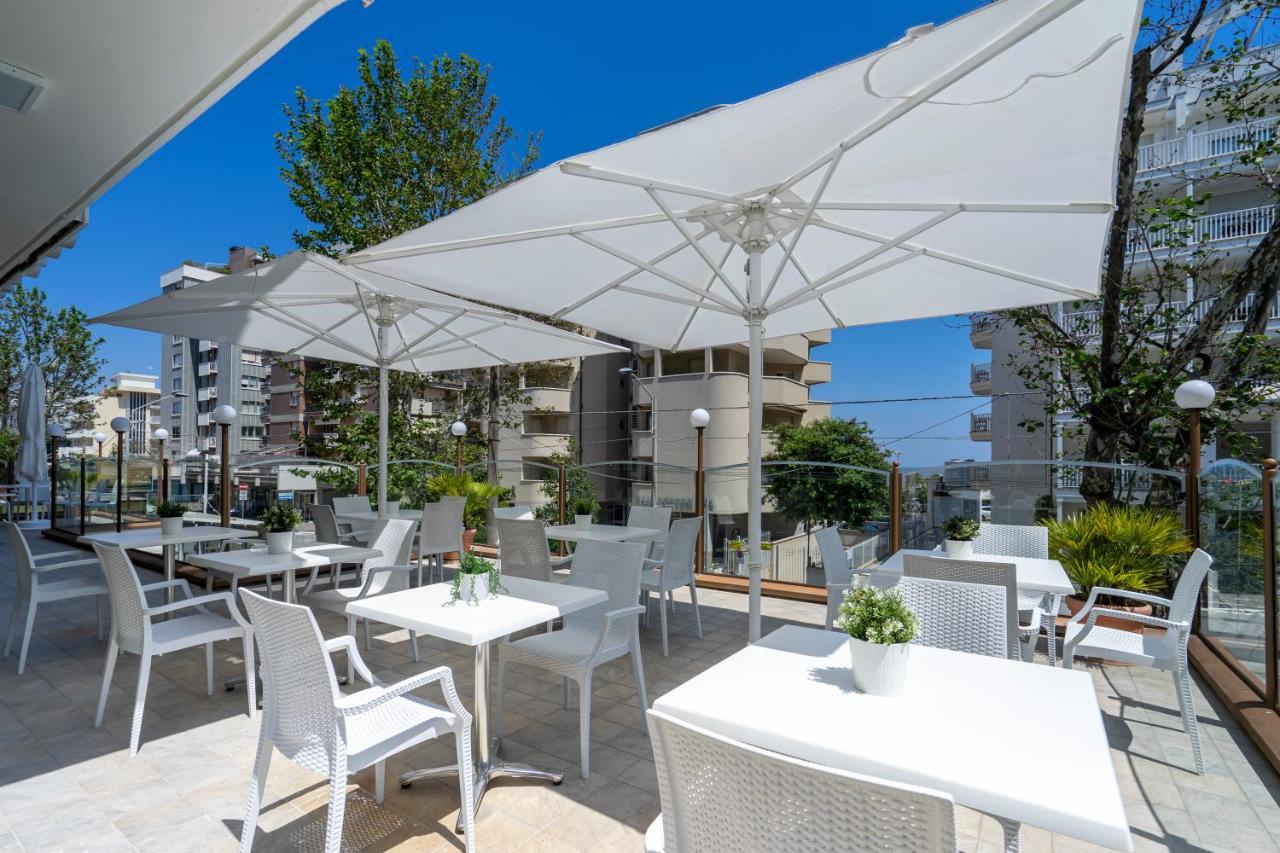 Hotel Constellation Rimini Eksteriør bilde