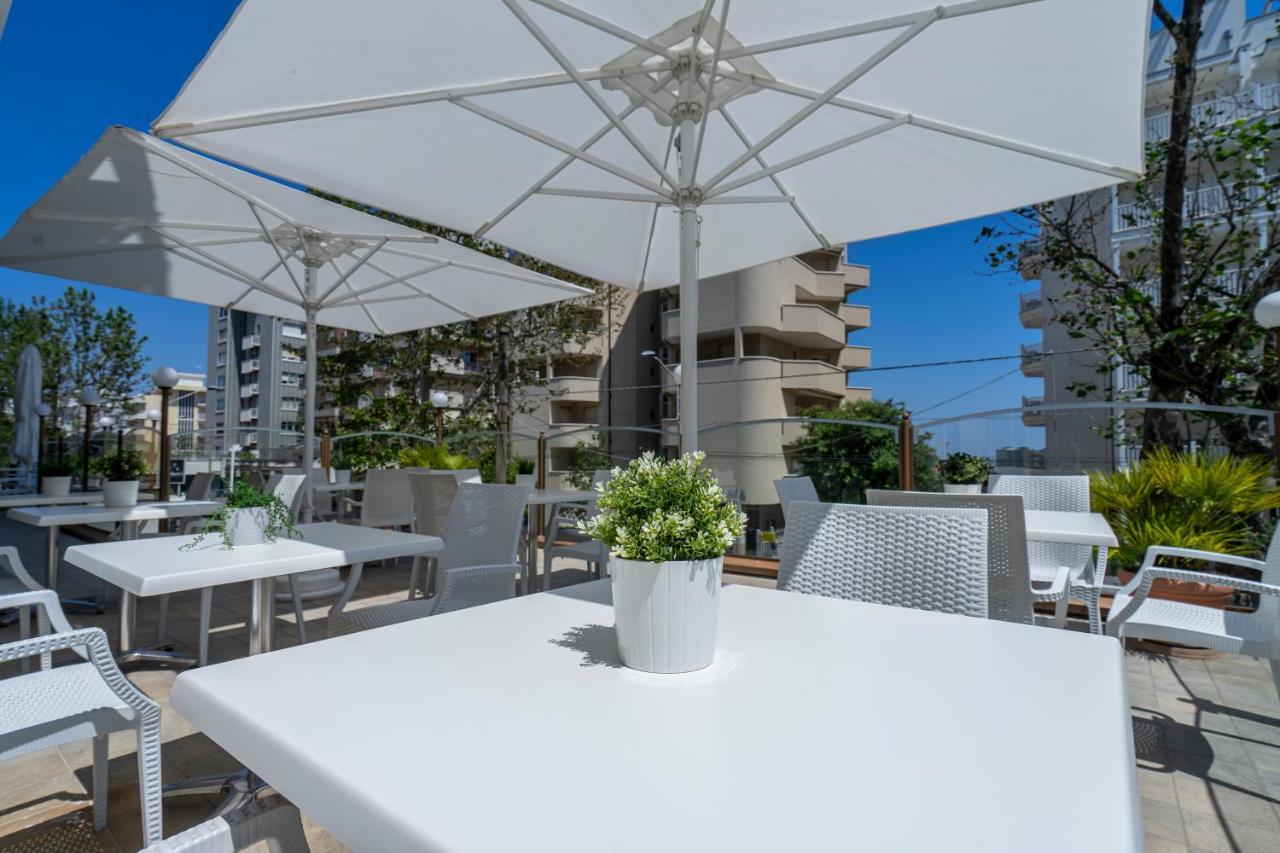 Hotel Constellation Rimini Eksteriør bilde